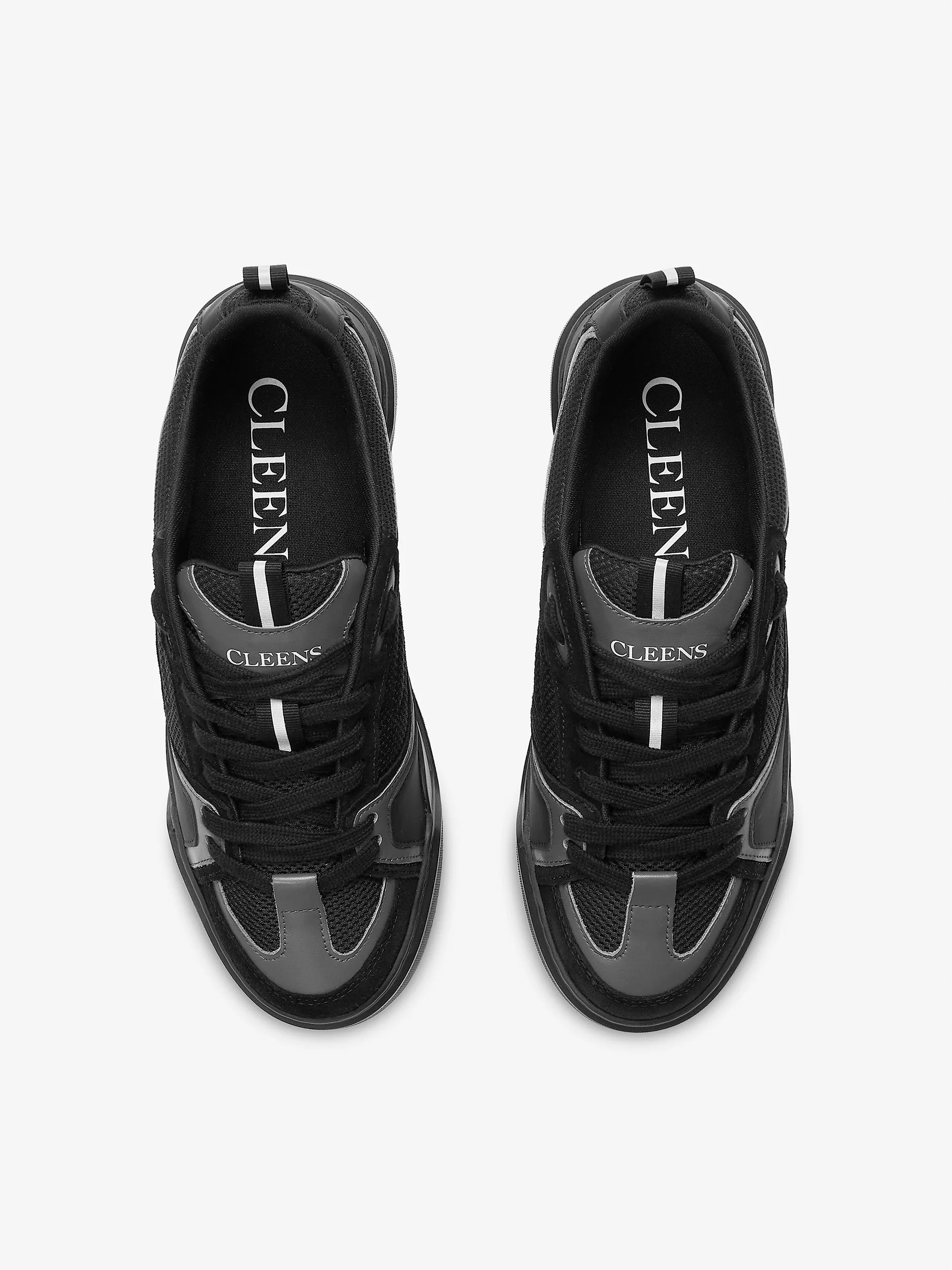 Essential Skate Triple Black - Image 4
